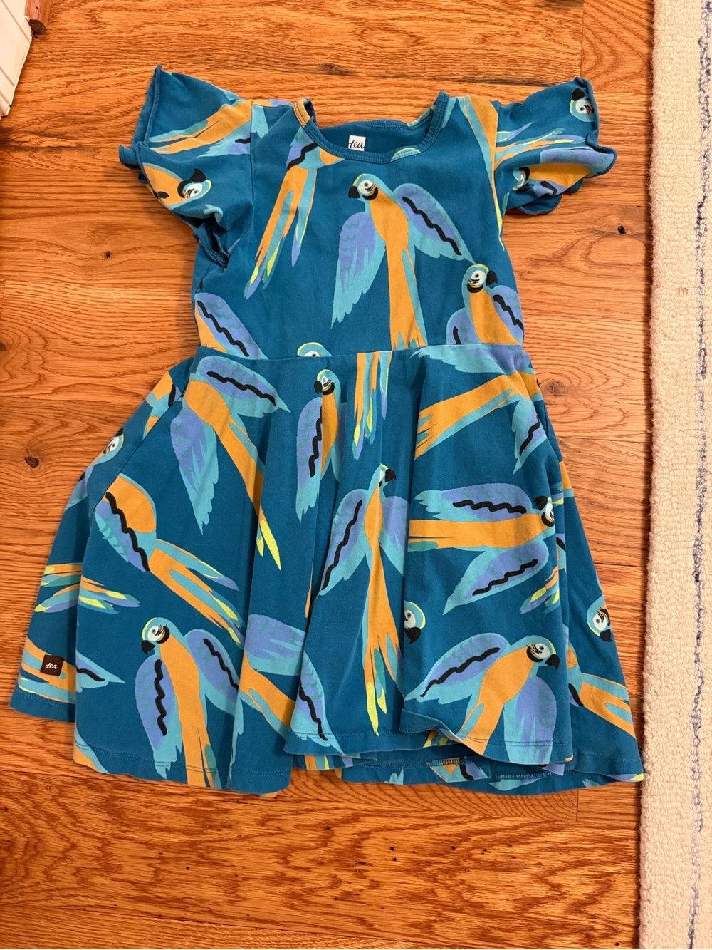 Tea Collection Flutter Sleeve Twirl Dress Blue and Yellow Macaws Size 5